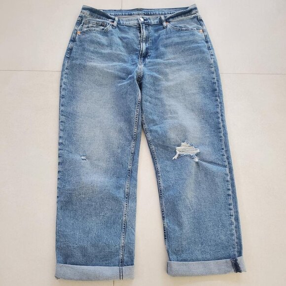 Women's Gap 90s Loose High Rise Cotton & Spandex Med. Wash Relaxed Jeans 33/16R - Picture 3 of 9